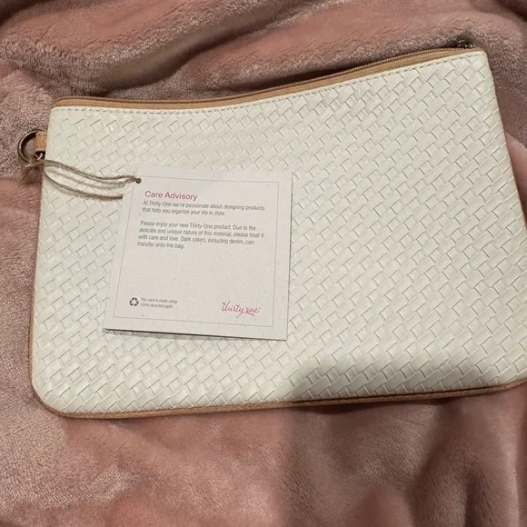Brand New Thirty One Clutch - Picture 3 of 5